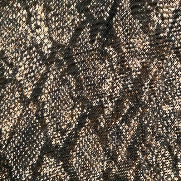 See-through Crop Shirt Size Medium - Picture 6 of 6